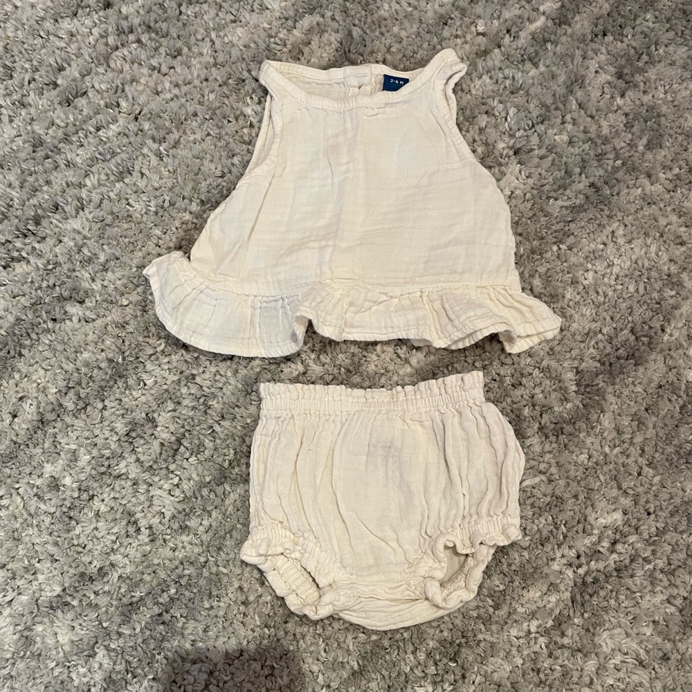 Old Navy plum top and bloomers set